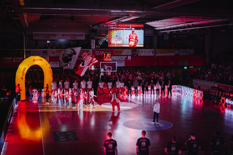 Osthalle-Gießen-Schauf-Anzeigesystem